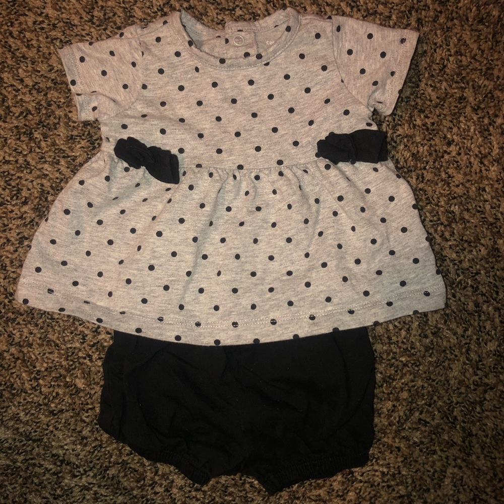 Carter’s gray and black matching set